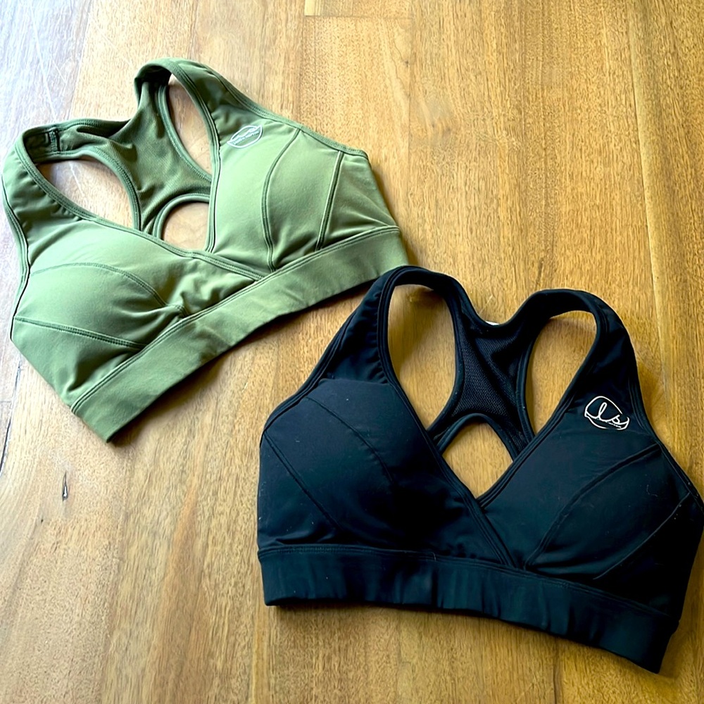 Two women’s Ryderwear Lauren Simpson sports bras discontinued like NEW!🤎